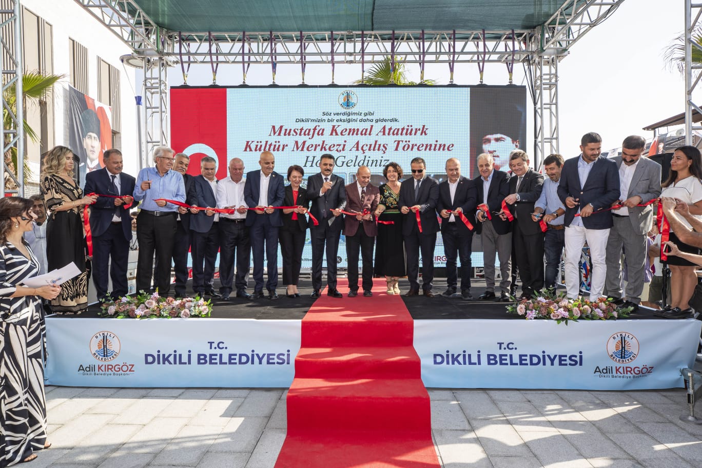 Dikili Mustafa Kemal Atatürk Kültür Merkezi açıldı
