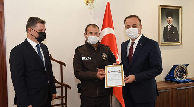 Dikkatli Bekçilere Başarı Belgesi