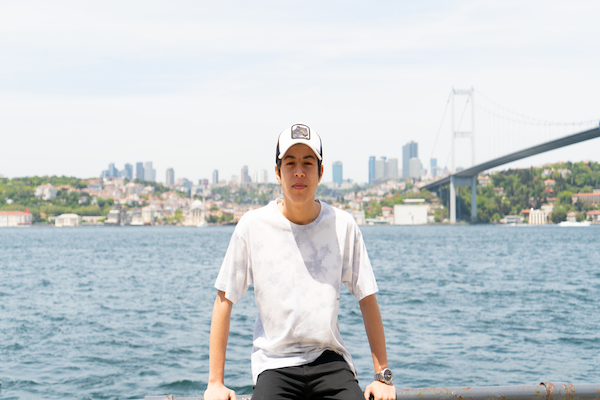 Dizi ihracatı genç oyunculara yabancı dil eğitiminin kapılarını araladı