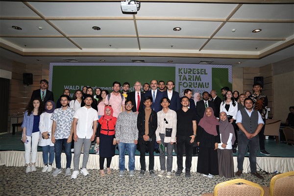 E-Parlemento Gençlik Oturumu’nda iklim değişikliği konuşuldu