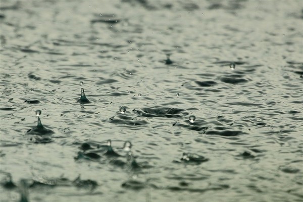 Ege ve Akdeniz bölgeleri için kuvvetli sağanak yağış uyarısı