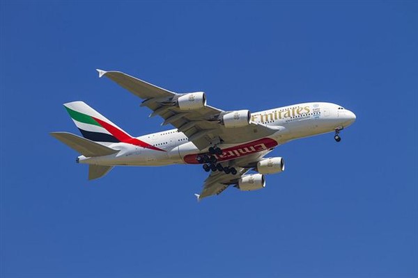 Emirates kazandığı ödüllere 3 altın ödül daha ekledi