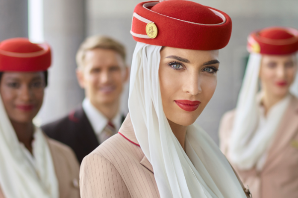 Emirates, önümüzdeki altı ayda 6 bin operasyon personeli işe alacak