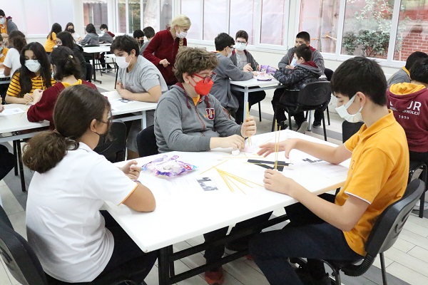 En uzun ve en sağlam kuleyi tasarladılar