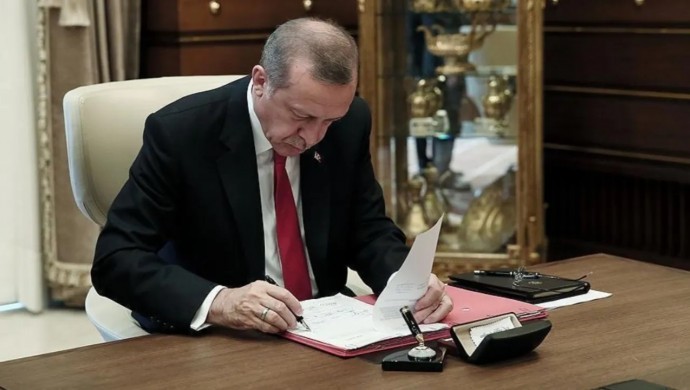 Erdoğan: 10 ilin milli eğitim müdürleri görevden alındı
