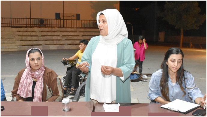 Hilvan Belediyesi eşbaşkanları kadınlarla buluştu