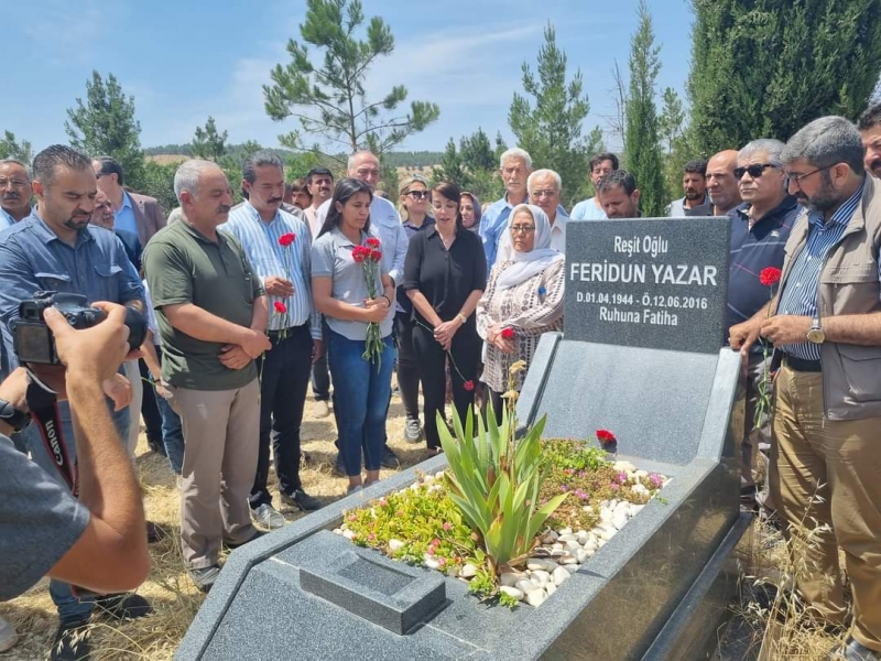 Eski Urfa Belediye Başkanı Mezarı Başında Anıldı 