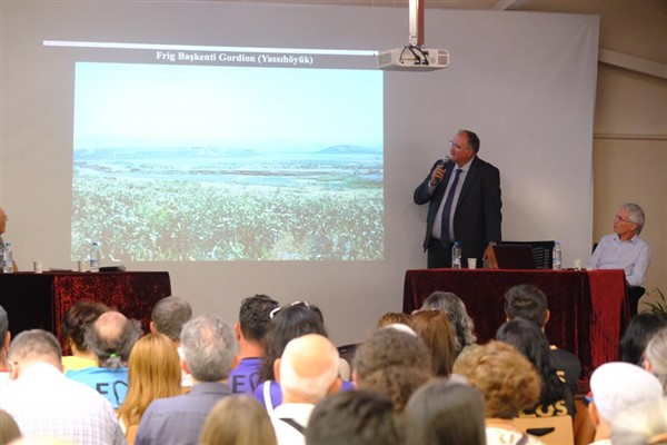Eskişehir’de “Frig Yolu Paneli” gerçekleşti