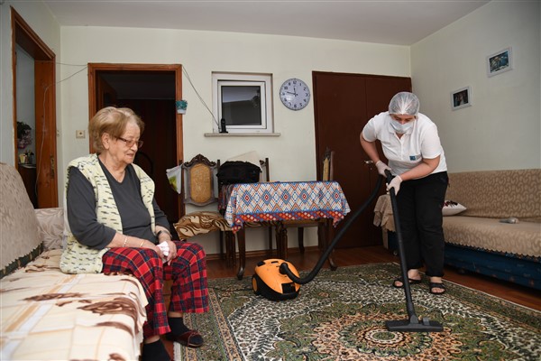 'Evde temizlik’ hizmeti yeniden başladı