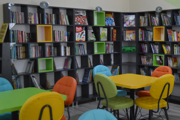 Exeltis İlaç, köy okulunda kütüphane kurdu