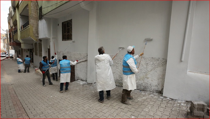 Eyyübiye’de Sel Basan Tüm Sokak ve Evler Boyanıyor-(VİDEO)