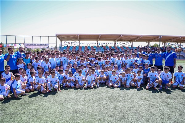 Gaziantep 79 bin genci tatilde sporla buluşturdu 