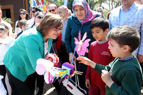 Gaziantep Büyükşehir nisan ayını dolu dolu geçiriyor