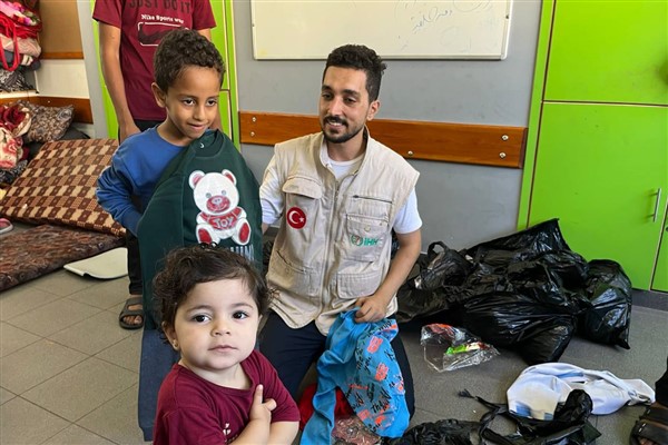 Gazze’ye yönelik insani yardım çalışmaları sürüyor  