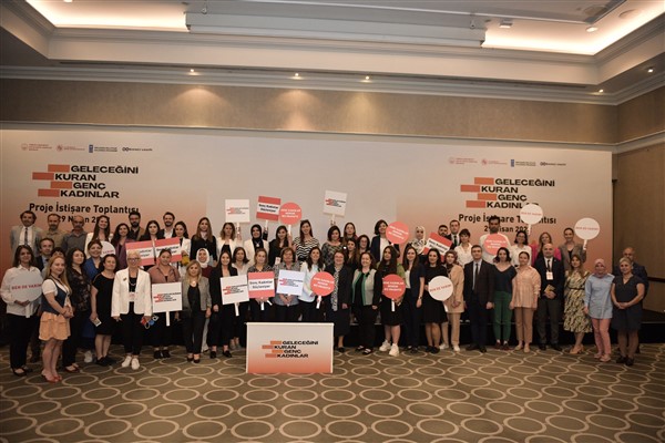 Geleceğini Kuran Genç Kadınlar Projesi’ne Adana’daki kurumlardan rekor katılım
