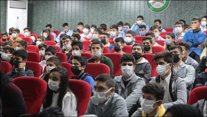 Gençler Sordu Başkan Beyazgül Cevapladı-(VİDEO)