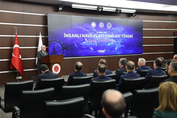 Güler, İnsanlı Hava Platformları Projeleri İmza Töreni'ne katıldı