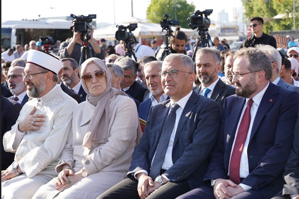 Hacı kafilesi Harem’den hacca uğurlandı