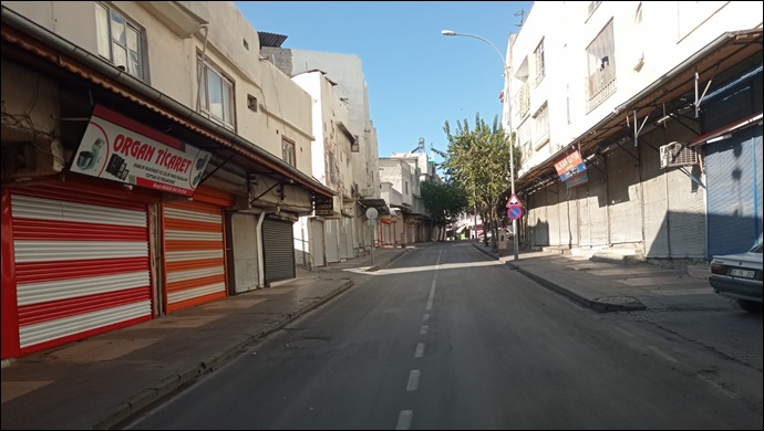 Haftalar sonra yeniden başladı: Yasakta Şanlıurfa sokakları boş kaldı