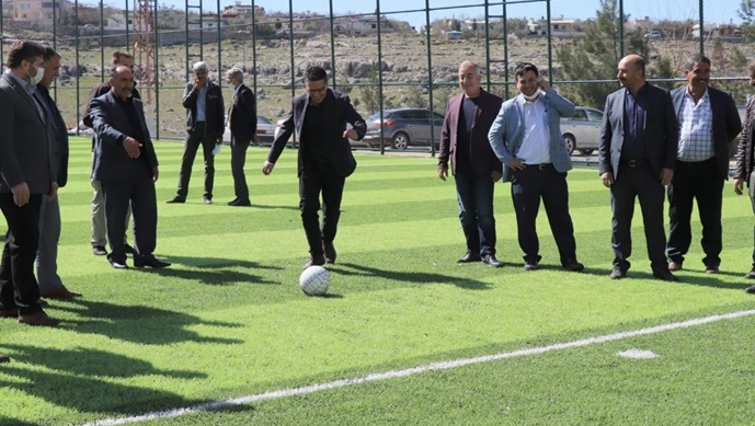 Halfeti'de Bir Çim Saha Daha Açıldı