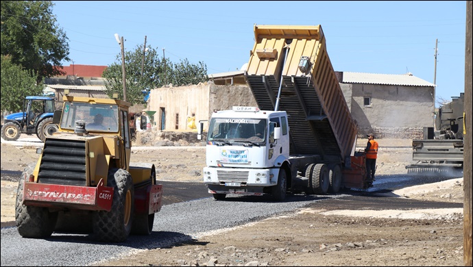 Haliliye’de 3 Mahallede Yol Yapım Çalışması-(VİDEO)