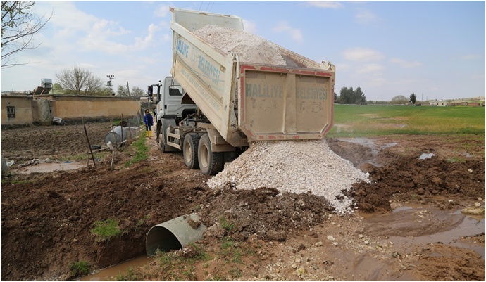 Haliliye’de Yol Çalışmaları Drenajla Güçlendiriliyor-(VİDEO)