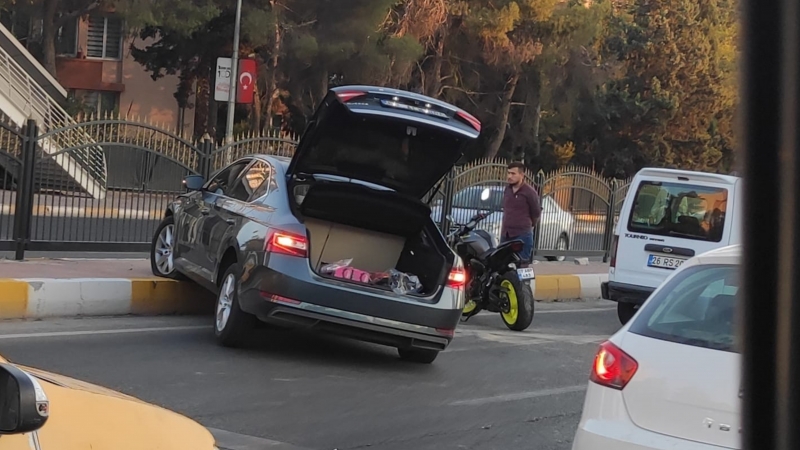 Haliliye'de zincirleme kaza: 4 araç birbirine girdi