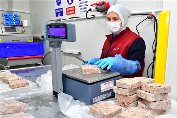 Halkın Kasabı’yla İzmirlinin cebine 9 milyonluk katkı