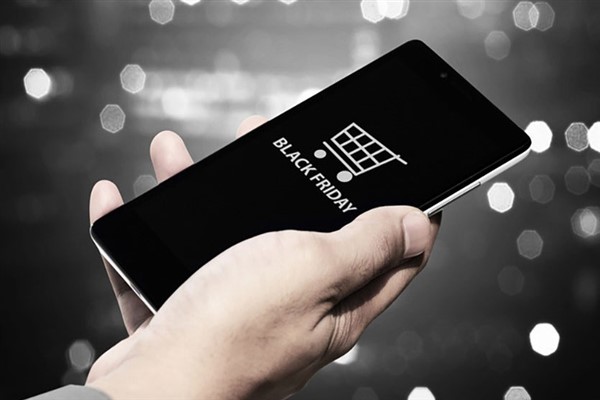 Heyecanla beklenilen Efsane Cuma ve Siber Pazartesi döneminde mobil zirvede