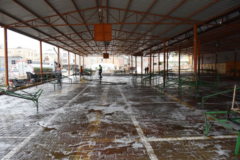 Hilvan Semt Pazarlarında dezenfekte çalışmaları
