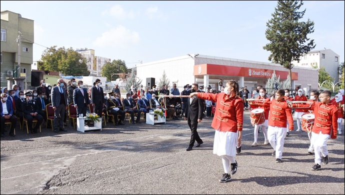 Hilvan’da 98'inci Yıl Coşkusu