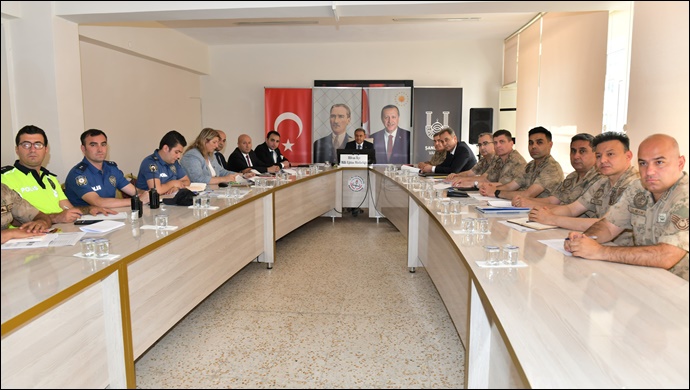 Hilvan'da Seçim Güvenliği Toplantısı Düzenlendi