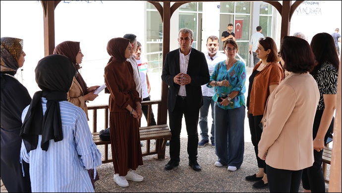 Hilvan'da son hız seçim çalışması: Sorunlarını da çözümü de biliyoruz