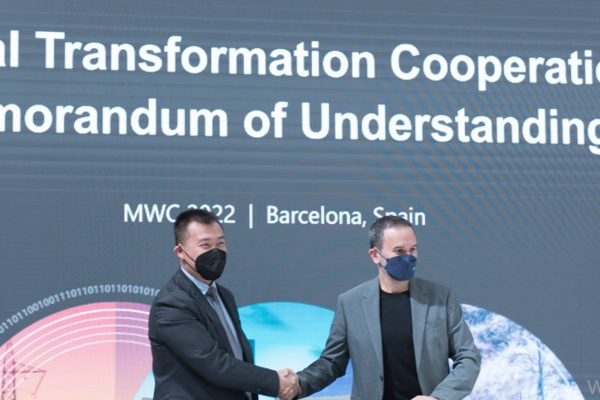 Huawei Türkiye ve SabancıDx  telekomünikasyon teknolojilerinde iş birliğine gitti