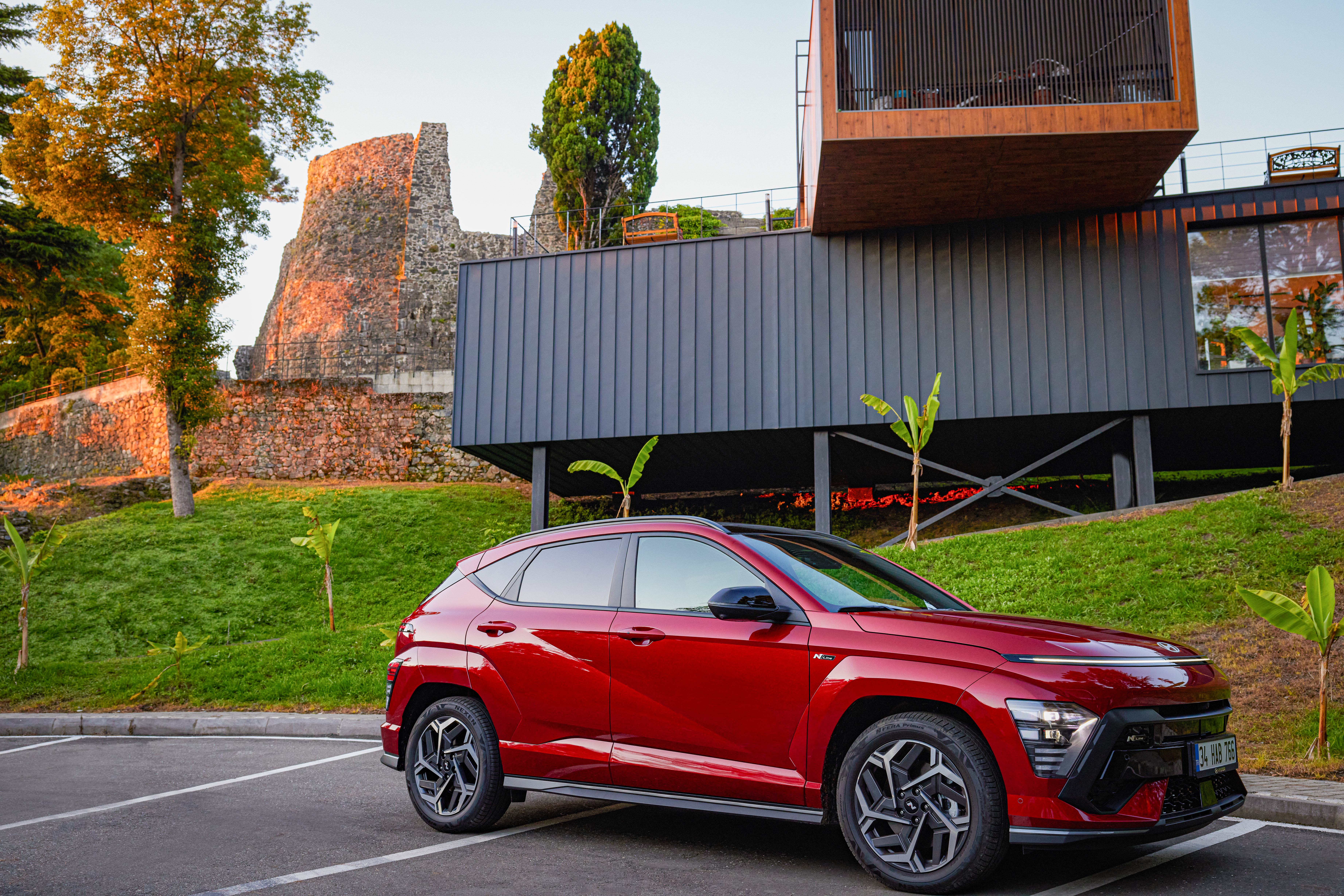 Hyundai, KONA modelini Türkiye’de satışa sundu