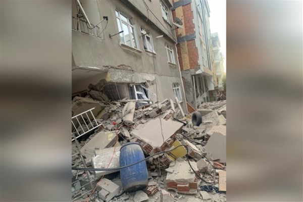 İBB ekipleri Bahçelievler’de çalışmalarını tamamladı 