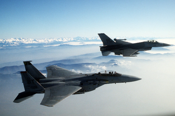 IDF: Savaş uçakları, Lübnan'ın Kana bölgesinde bir grup teröriste saldırdı