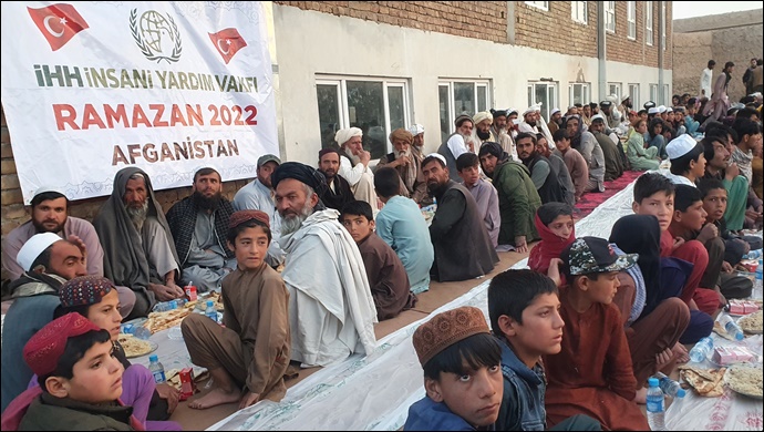 İHH Şanlıurfa Şubesi’nden Afganistan’a Yardım