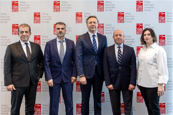 İhracat hedeflerinin anahtarı iç pazardaki canlılık  