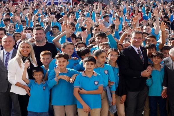 İmamoğlu: “Çocuklarımız fırsat eşitliğini yaşayarak geleceğin güçlü bireyleri olsunlar”