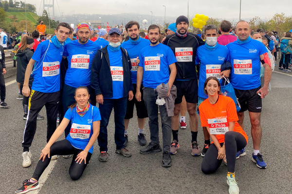 İstanbul Teknik İyi Yaşam Gönüllüleri ekibi AÇEV için İstanbul Maratonu’nda koştu