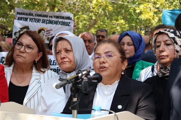 İYİ Partili Yüksel: “Milleti kuru ekmeğe muhtaç bıraktınız”