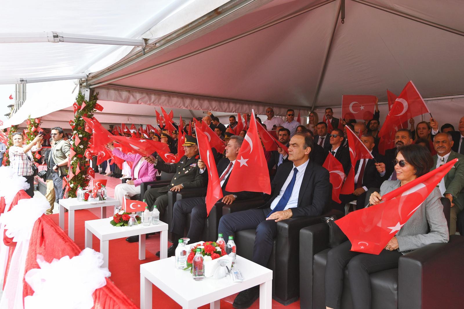 İzmir'de 19 Mayıs kutlamaları 