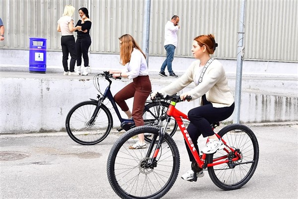 İzmir’de bisikletli kullanımı yaygınlaşıyor