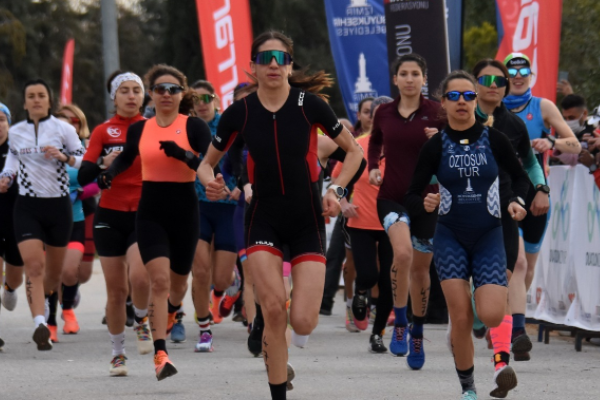 İzmir’in ilk duatlonu yapıldı