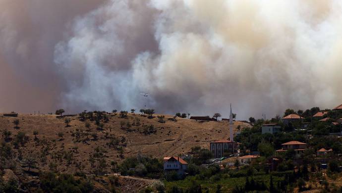 İzmir'de yangın köylere sıçradı