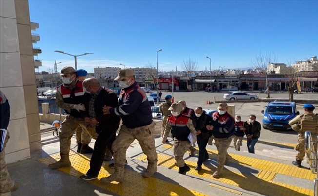 Jandarma’dan Urfa’da büyük başarı: 160 olay aydınlatıldı, 359 şüpheliyi adalete teslim edildi