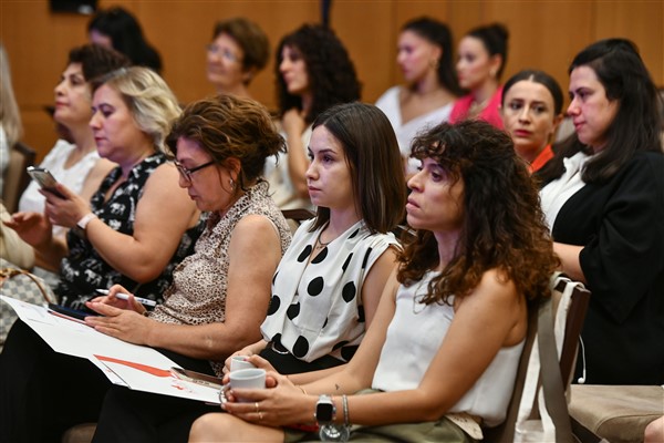 ‘Kadın Güçlenme Merkezi Projesi’nin kapanış toplantısı gerçekleştirildi
