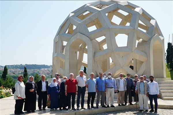 Kağıthane Belediyesi, yaşlıların moral ve motivasyonu için projeler üretiyor