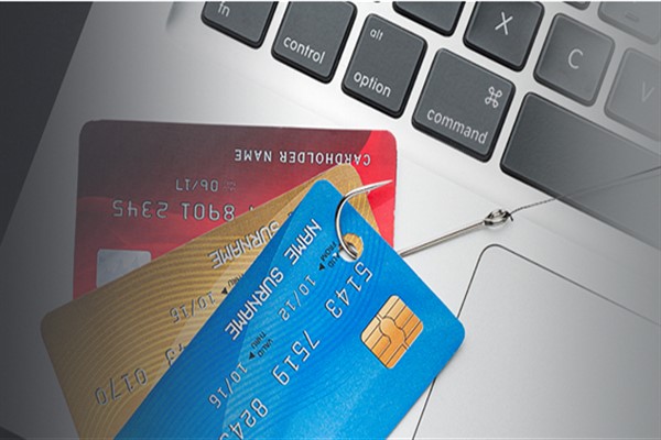 Kara Cuma’da siber tuzak uyarısı